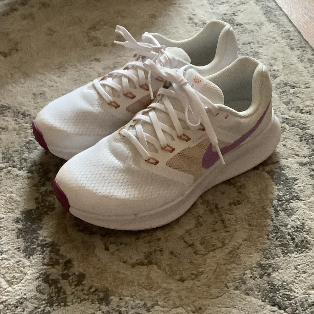 Nike Run Swift 3 Womens